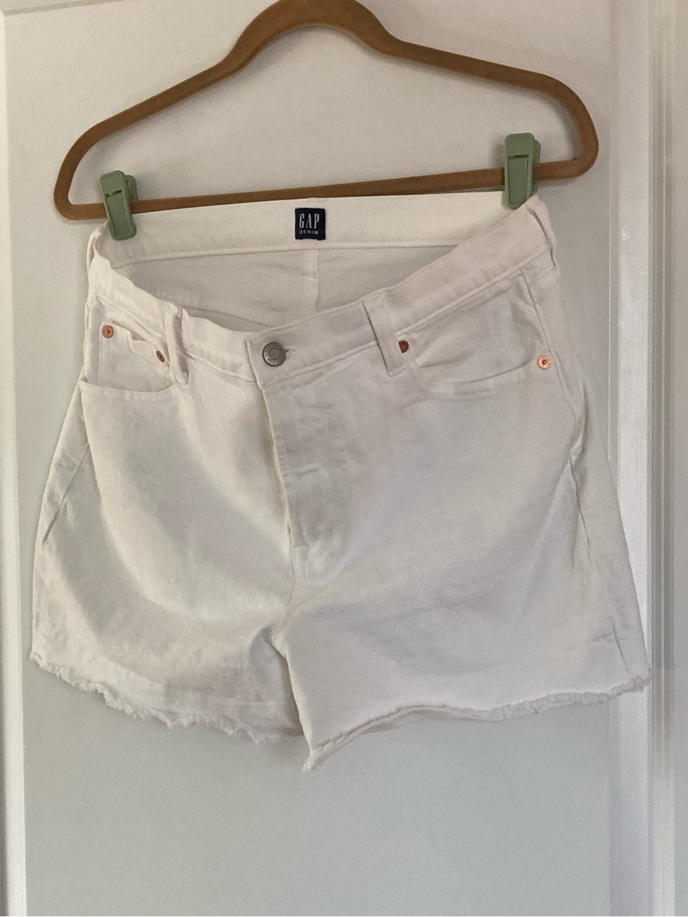 GAP White Raw-Hem Denim Shorts